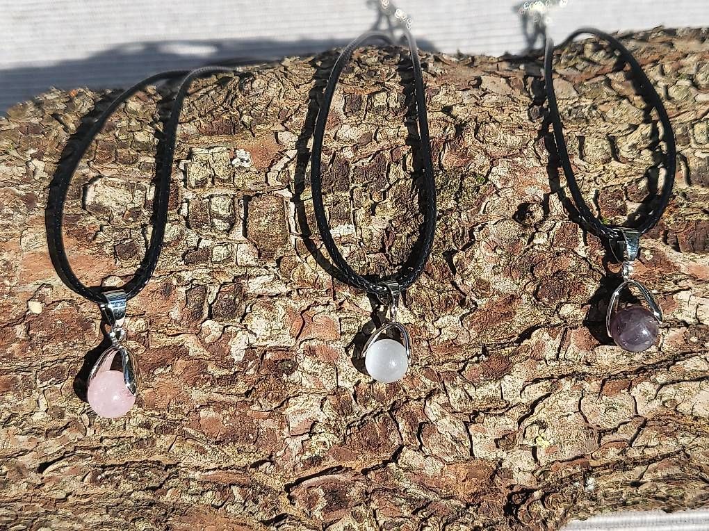 Catenine: Halskette mit Halbedelstein – Usato da Dornach venduto da man_hsg8