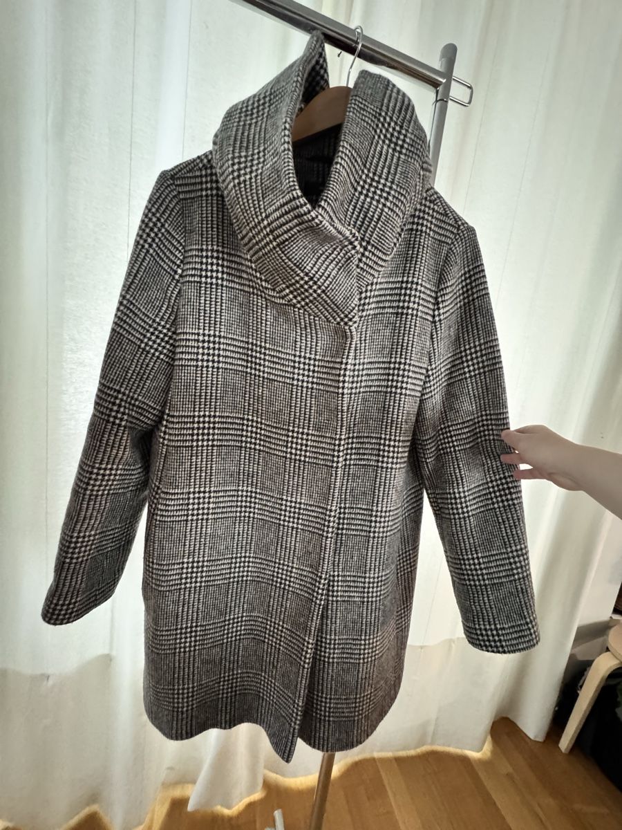 Cappotti: Hallhuber wollmantel  – Usato da Winterthur venduto da thi_6f8k
