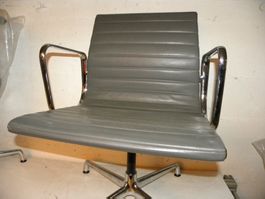 VITRA EAMES EA 108 ALUGROUP