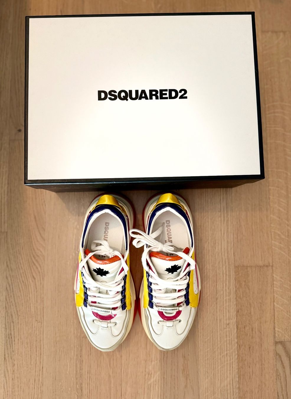 Dsquared2 Damenschuhe: Dsquared2 sneaker – Gebraucht aus Däniken SO von tin_9g9h 1
