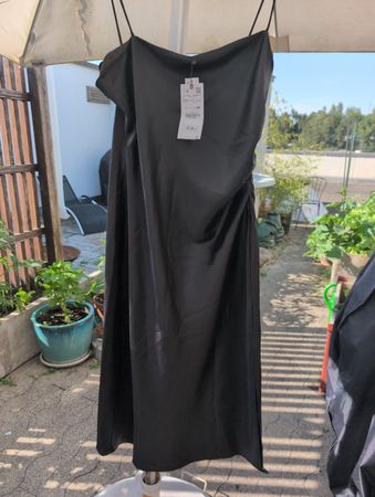 Robe noire ZARA XXL neuve avec étiquette 