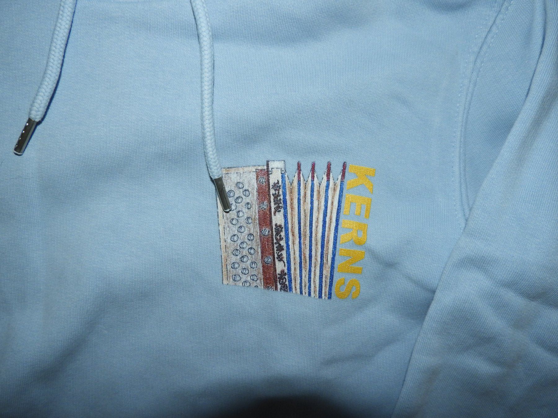 Maglioni & Felpe: Kapuzenpullover hellblau, XS – Usato da Hergiswil NW venduto da Noema2006 1