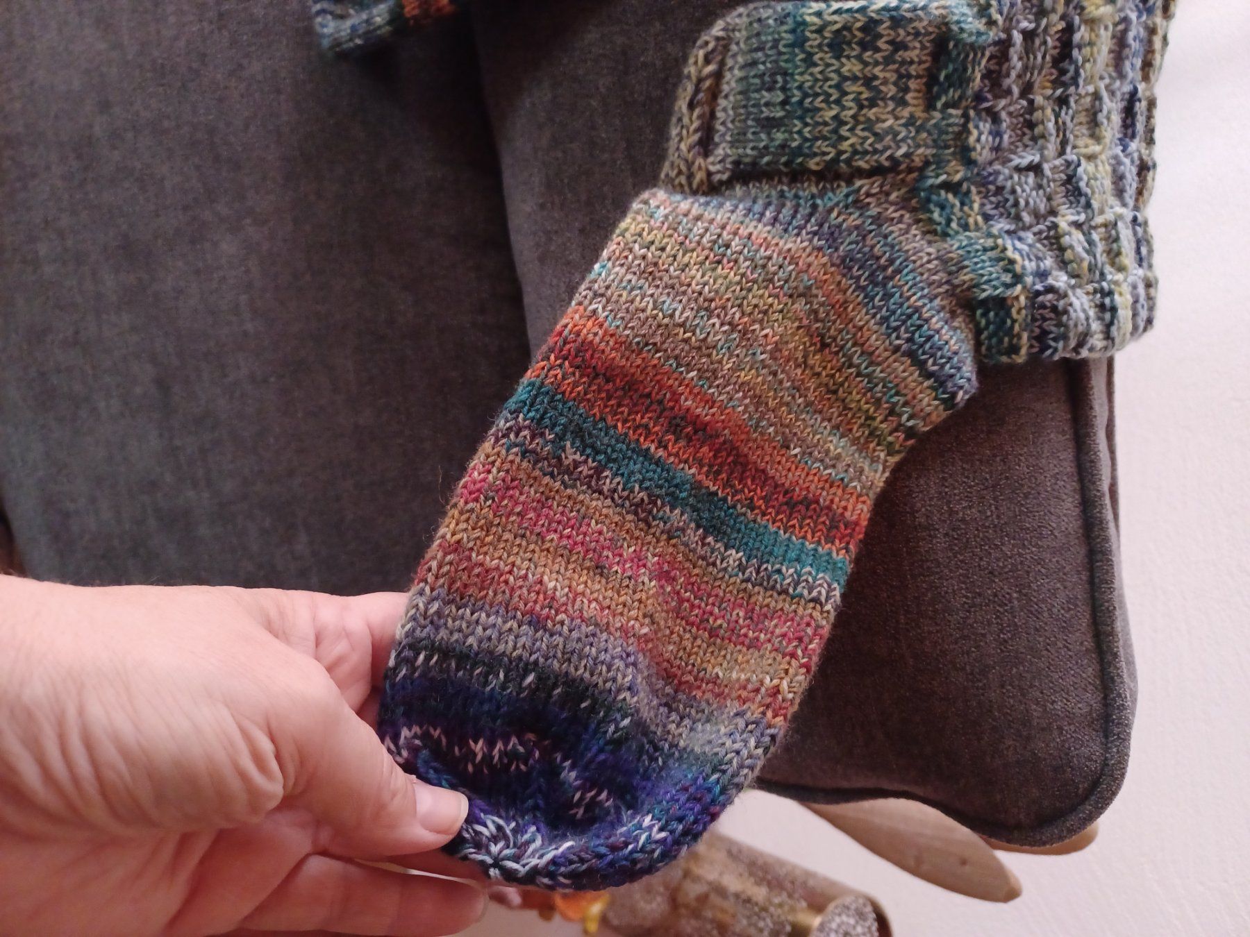 Calze: Handgestrickte Bettsocken oder Hüttenfinken  Blau bunt – Nuovo (secondo la descrizione) da Boswil venduto da Joli2222 1