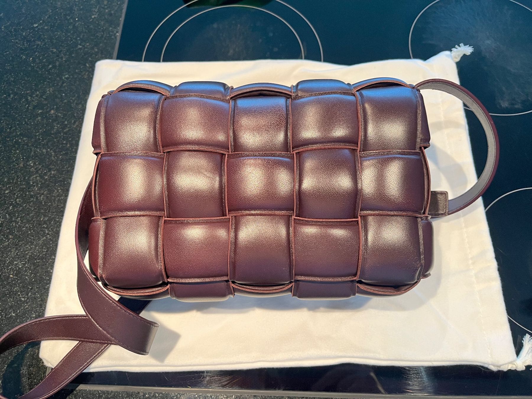 Bottega Veneta Borse: Bottega Veneta Padded Cassette – Nuovo (secondo la descrizione) da Winterthur venduto da mjo_x5tr 2