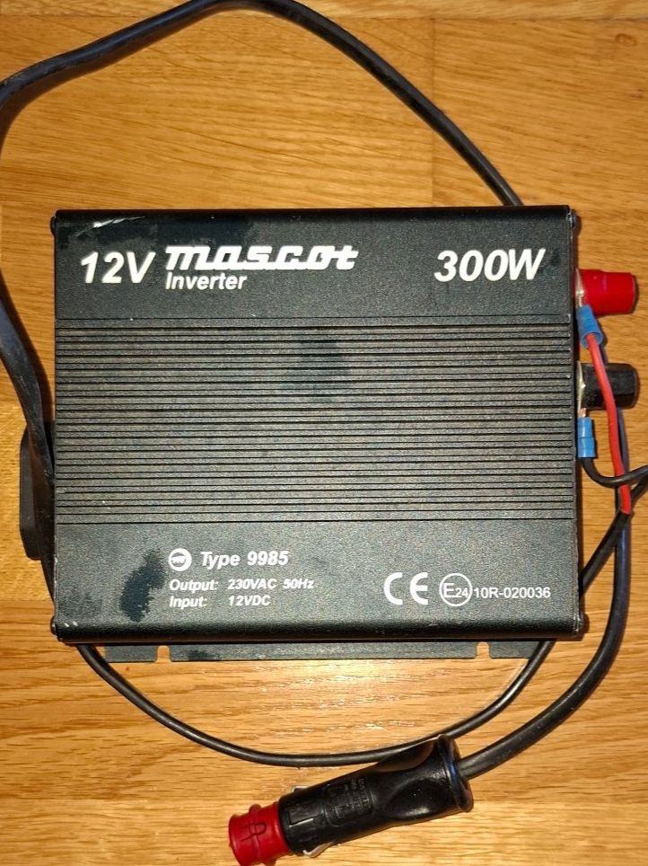 Inverter: 12 V 300W Inverter – Usato da Ebikon venduto da Dubi1 2