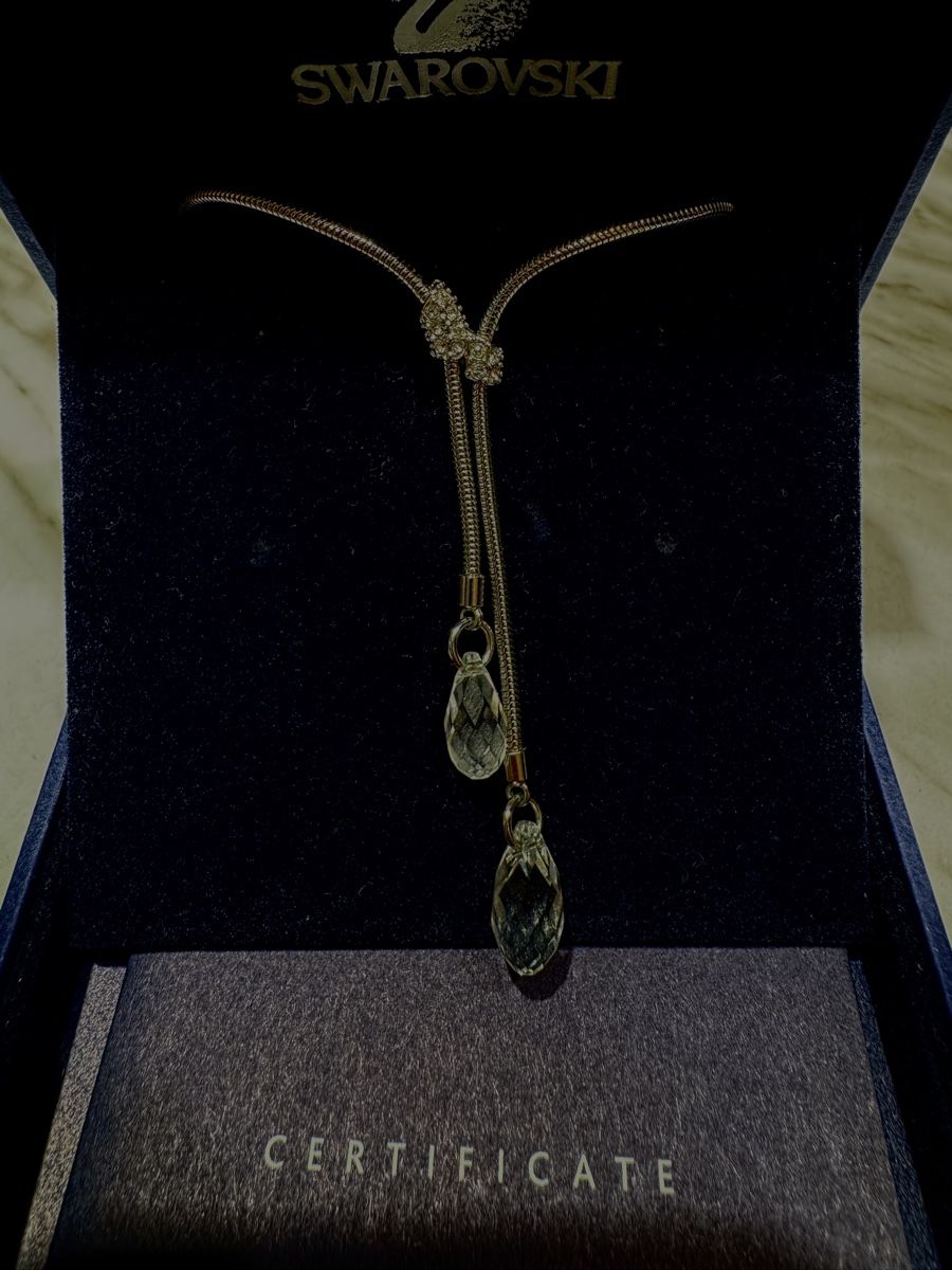 Catenine: Swarovski Kette mit Tropfenanhängern  – Nuovo e nell'imballaggio originale da Schaffhausen venduto da glamour-shop