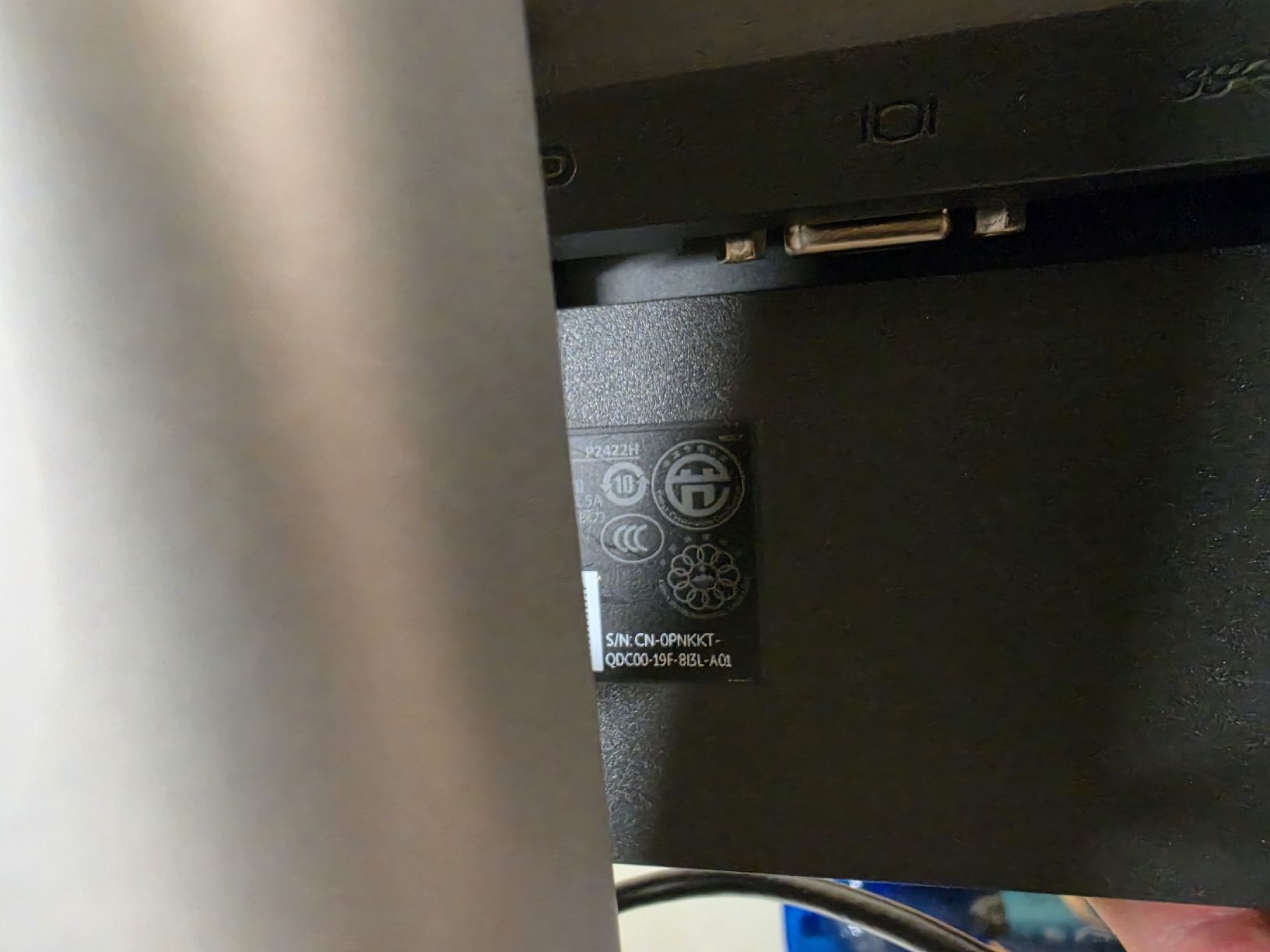 Dell Monitor: Monitor Dell 24" – Usato da Schlieren venduto da JBalola 1