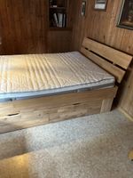 Holzbett mit Matratze, 140x200cm, Top Zustand!