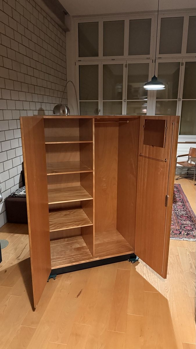 Armadi: Teak Schrank Mid Century – Usato da Wangen b. Olten venduto da Caro-Mano 3