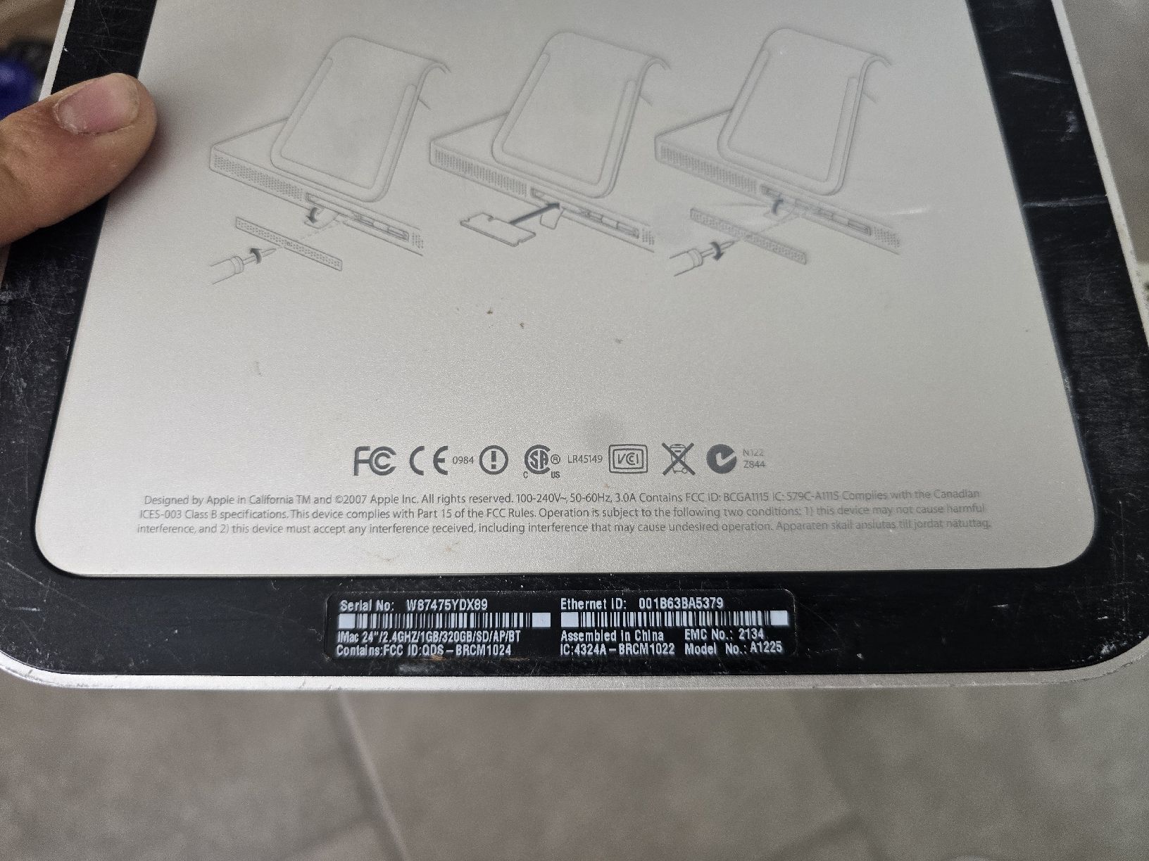 Apple PC: iMac 21,5" midi 2011 – Usato da La Chaux-de-Fonds venduto da orelg 2