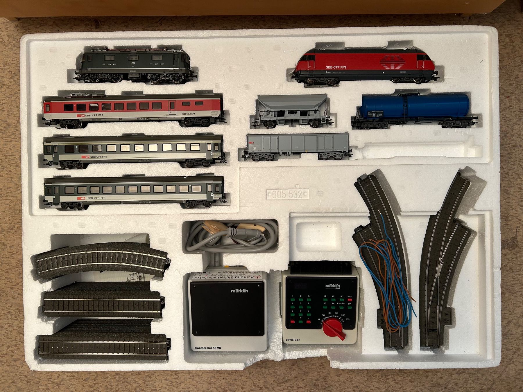 Märklin Modellini di ferrovie: Digital Starterset Märklin 29859 – Usato da Aesch (Neftenbach) venduto da klaibovski 1