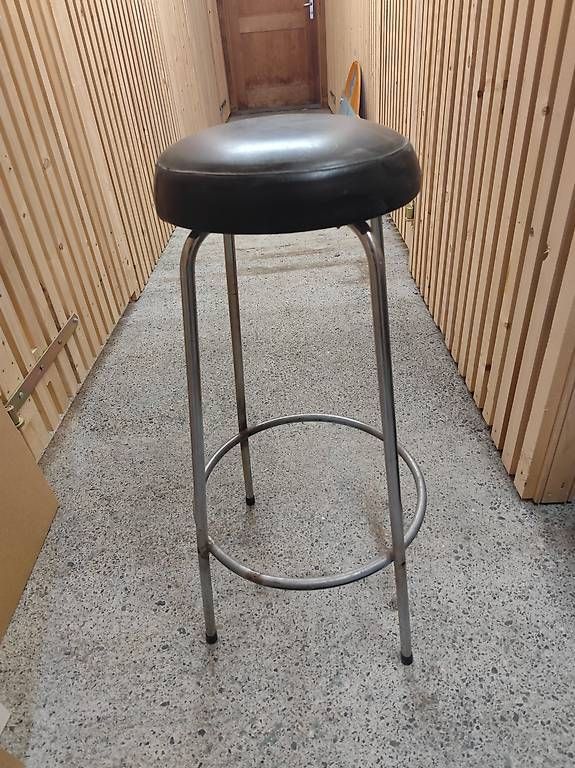 Tabourets: Barhocker  – D'occasion à Frutigen par Bircher16