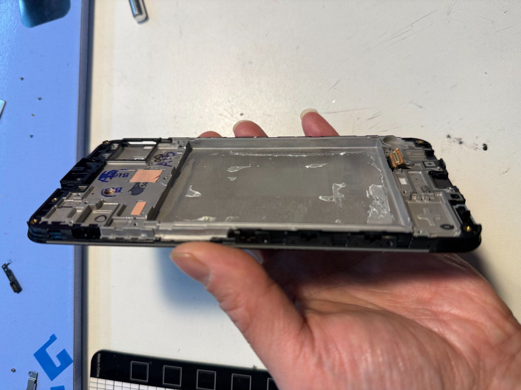 Samsung Telefoni cellulari / Smartphones: Ecran fissuré Samsung Galaxy A15 +Châssis – Nuovo (secondo la descrizione) da Morges venduto da DA-repa 3