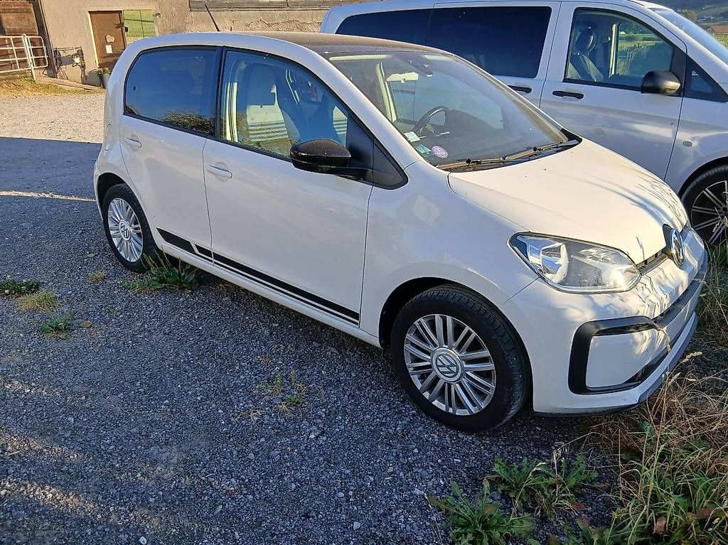 Automobili: VolksWagen UP! Excellent état  – Usato da Attalens venduto da mmm_5yp6 3