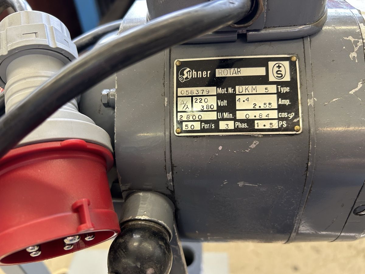 Suhner Alle Maschinen: Suhner DKM5 viel Zubehör – Gebraucht aus Olten von Gwindel 2