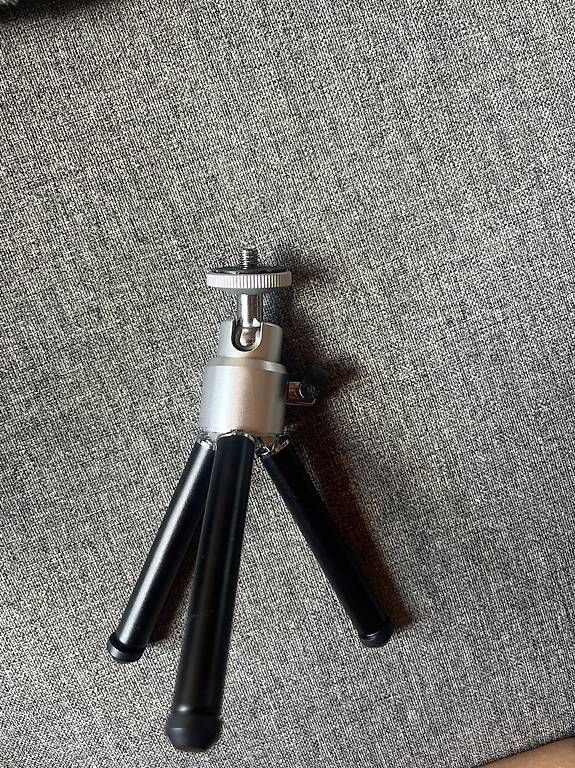 Treppiedi & Teste: Tripod - Trépied – Usato da Boudry venduto da aud_6khm