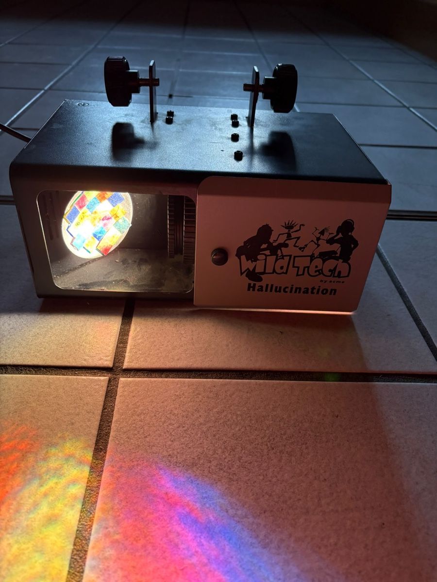 Lampade: Lichteffektgerät/ Lichteffektmaschine – Usato da Rafz venduto da cor_hj27