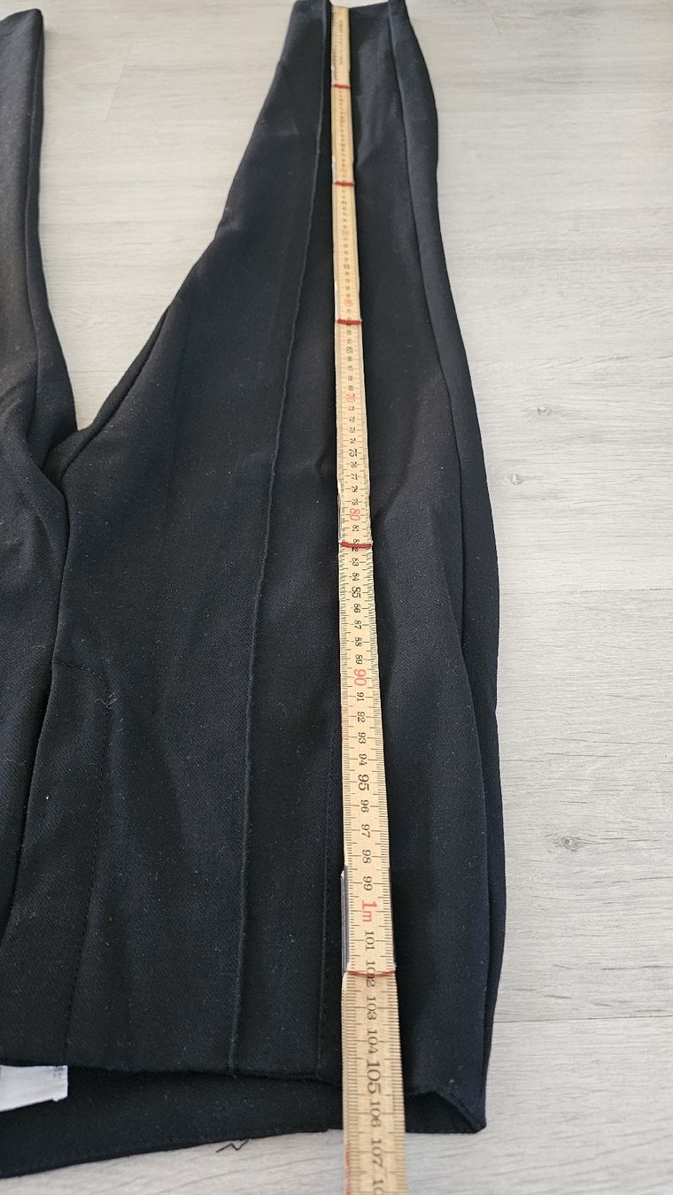 Mango Pantaloni: Mango Hose, Schwarz, Grösse M – Usato da Dintikon venduto da MiaCi 1