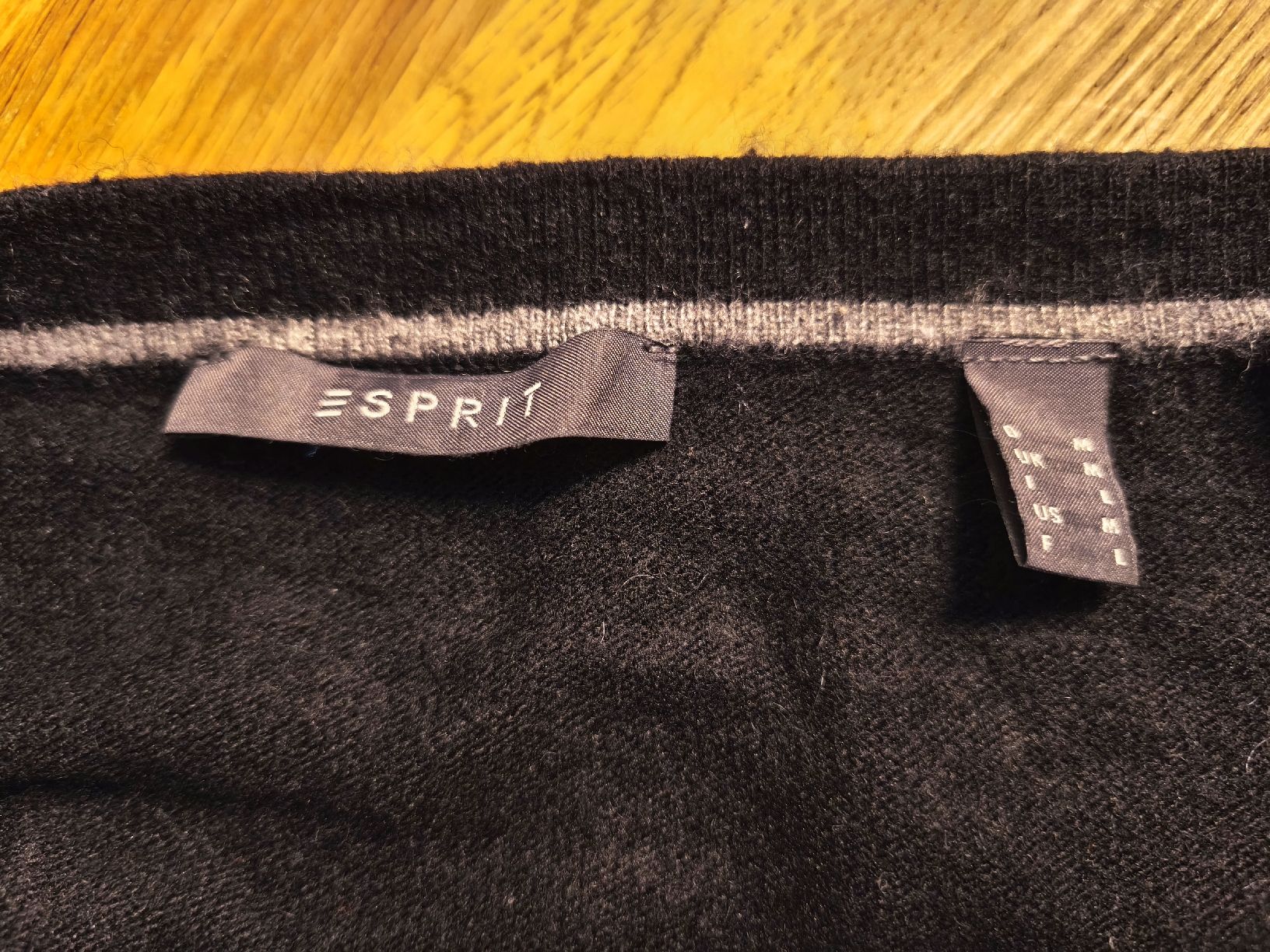 Esprit Maglioni & Felpe: Esprit Pullover, schwarz, Grösse M – Usato da Winterthur venduto da leovale 1