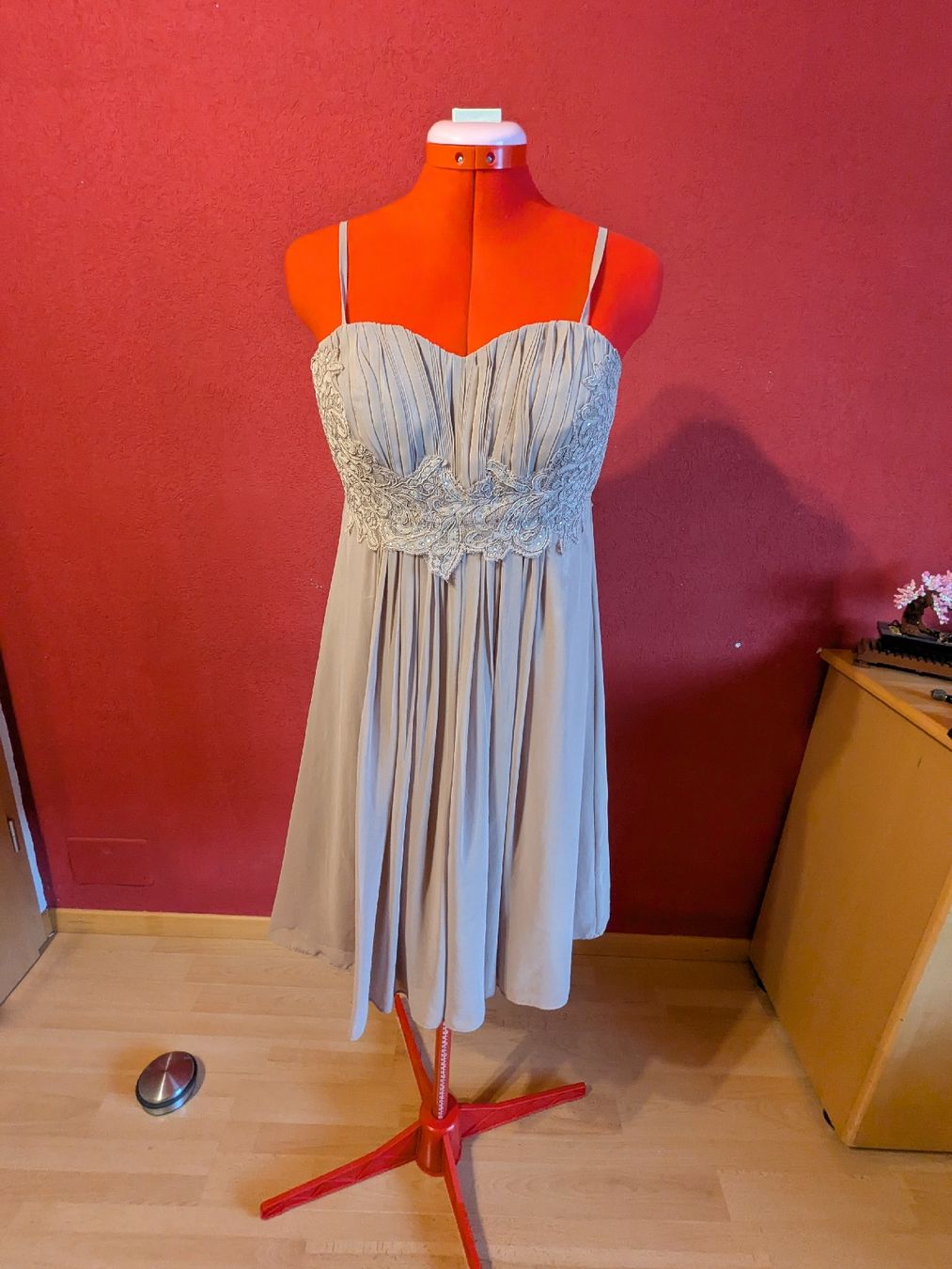 Vestiti: robe de soirée – Nuovo (secondo la descrizione) da Vionnaz venduto da MarinaMGB