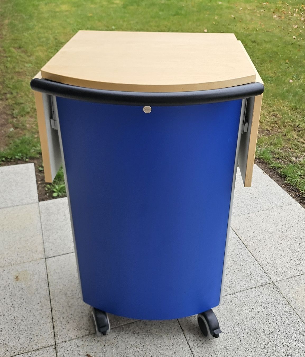 Scrivanie: Stehpult auf Rollen – Usato da Dottikon venduto da BGK63 4