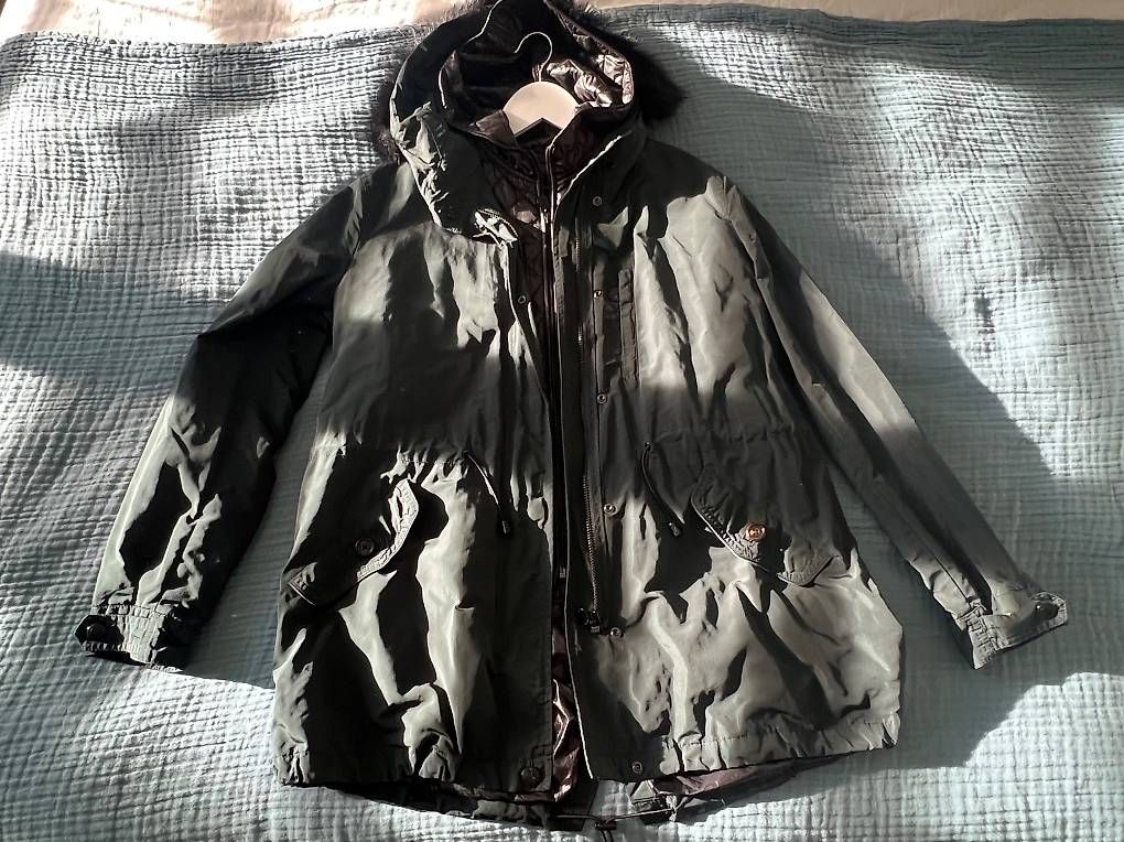 Massimo Dutti Giacche: Veste verte Massimo Dutti t.M – Nuovo (secondo la descrizione) da St-Prex venduto da feb_wd8w