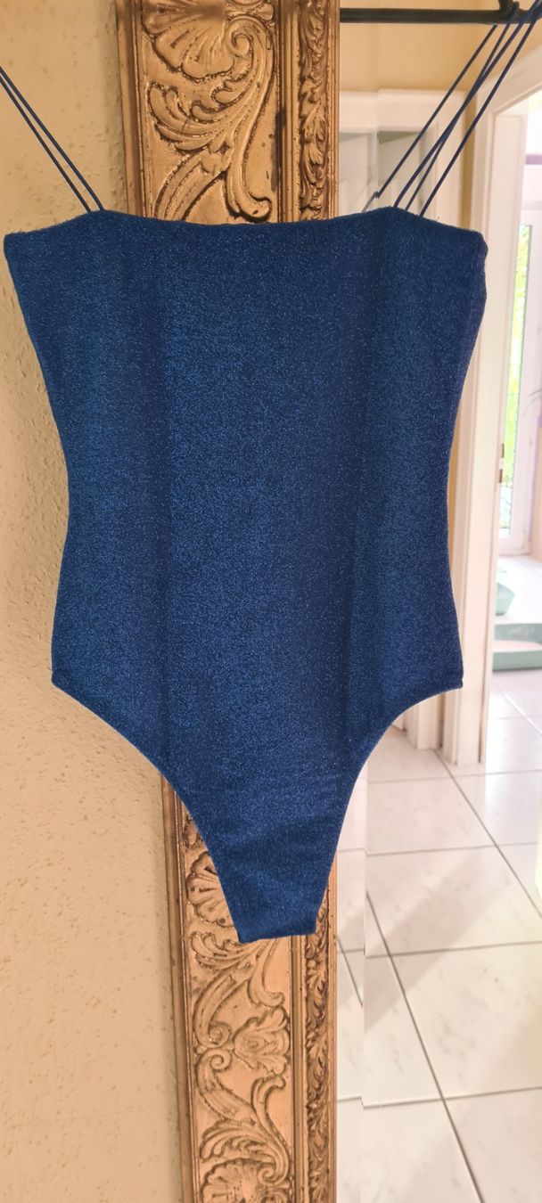 Tops: 4 Body's Plume Éthérée – Gebraucht aus Allschwil von Virgo 3