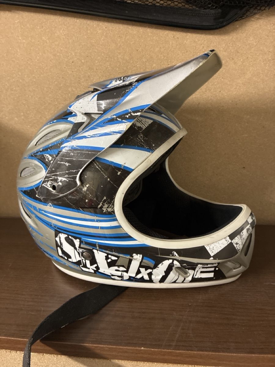 Casques: Helm für BMX – D'occasion à Balgach par Organisator