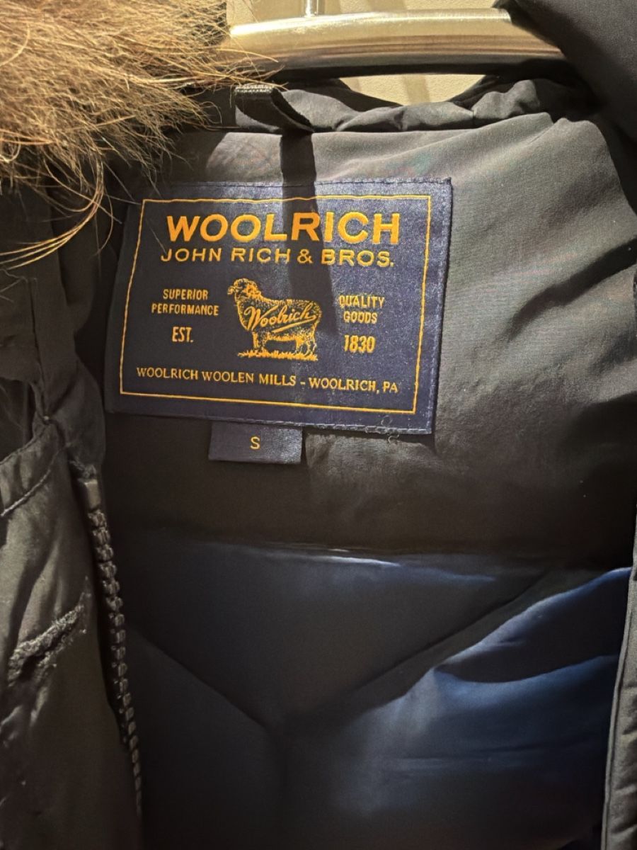 Woolrich Jacken: Woolrich Winter Jacke, Gr. S, Top Zustand – Gebraucht aus Niederhasli von Luxevault 4