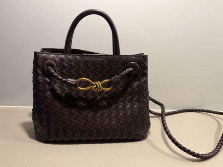 Elegante Tasche dunkelbraun geflochtenes Leder Top-Zustand R