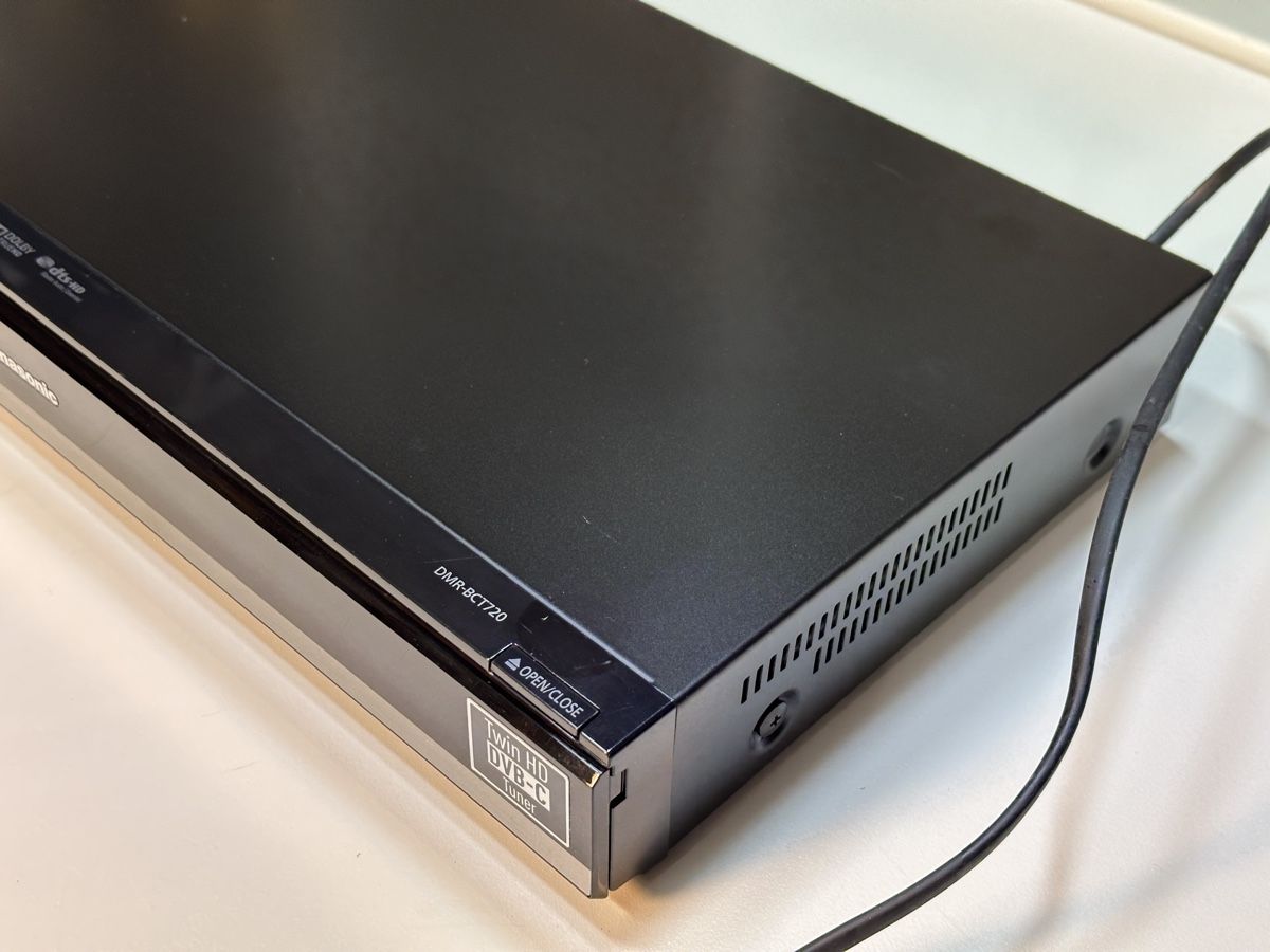 Panasonic Registratori: Blu-Ray Recorder Panasonic DMR-BCT720 DVB-C – Usato da Wädenswil venduto da HobbyZimmer 5