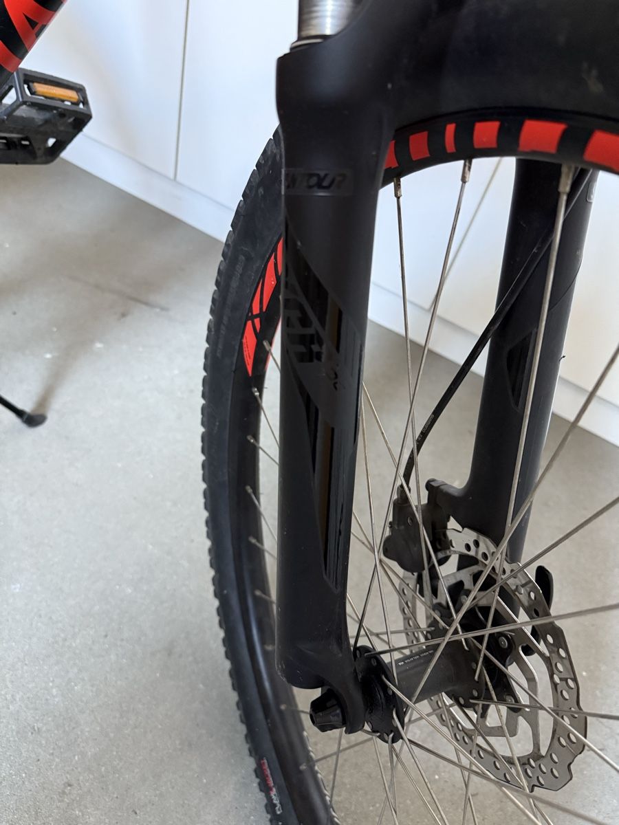 Specialized Velos: Specialized Pitch Men Mountainbike – Gebraucht aus Ehrendingen von  6
