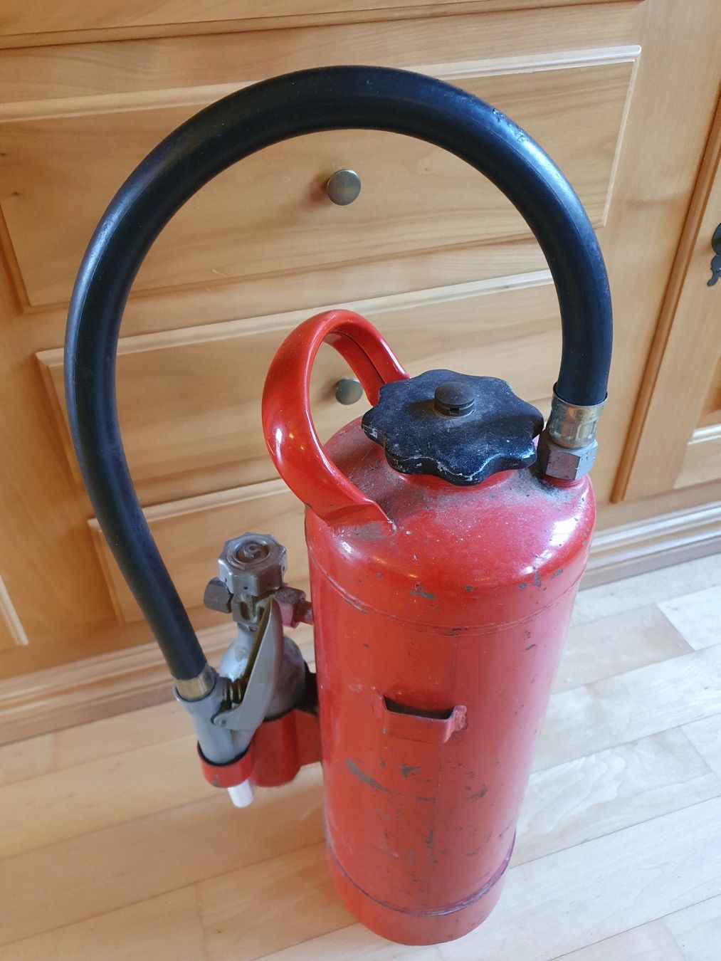 Estintori: Alter Feuerlöscher – Difettoso da Strengelbach venduto da willi1337