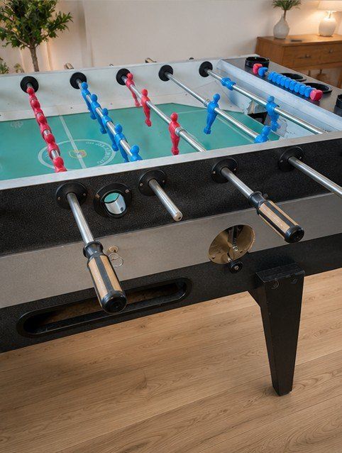 Garlando Giochi: Tischfussball / Töggelikasten Garlando – Usato da Winkel venduto da TBA76 3