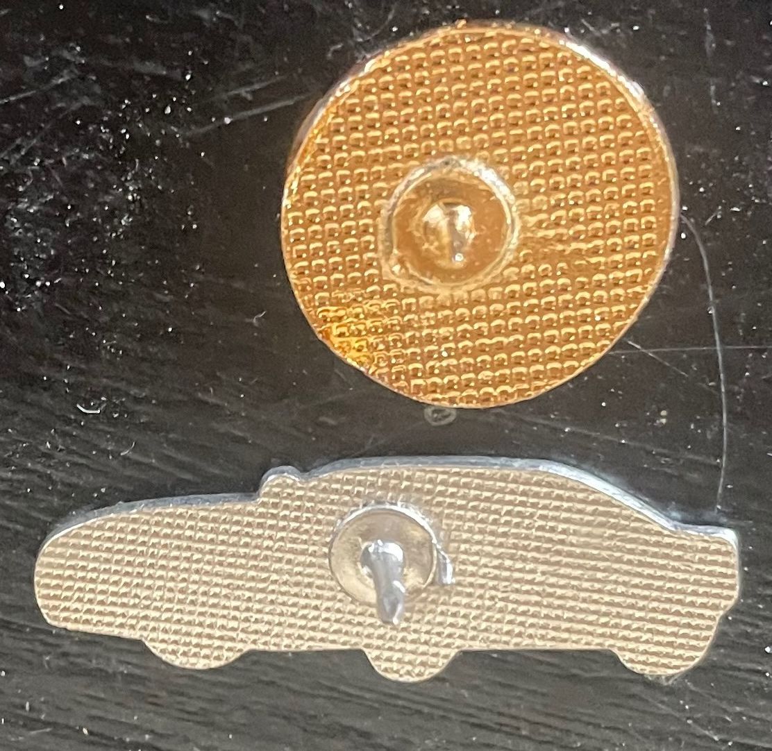 Ferrari Placchette & Badge: Pins Ferrari Testarossa & A.C. LA – Usato da Minusio venduto da Pink222 2