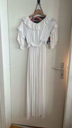 Kleid weiss Grösse S-M Falten-Detail guter Zustand