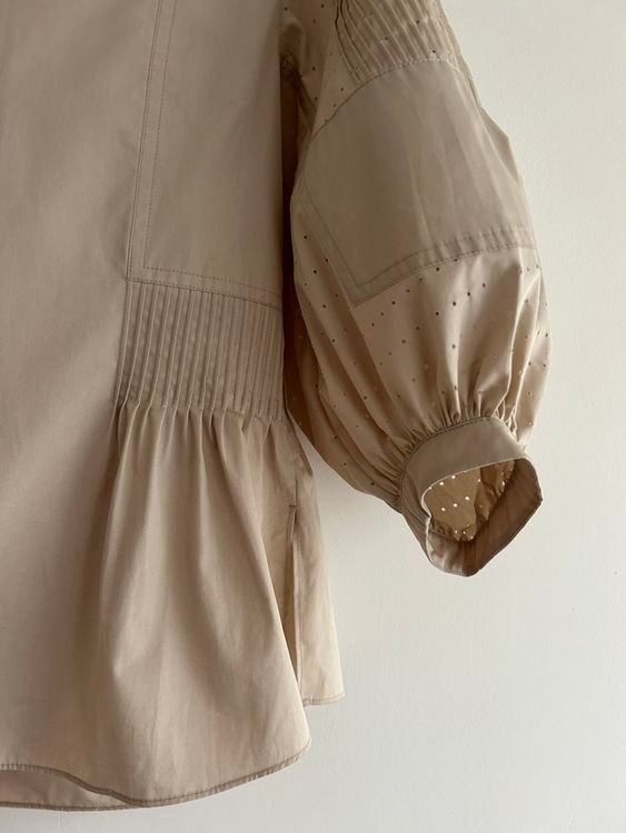 Akris Camicette: AKRIS PUNTO Bluse beige ❤️❤️ – Nuovo e nell'imballaggio originale da Hombrechtikon venduto da Herbstsonne 2