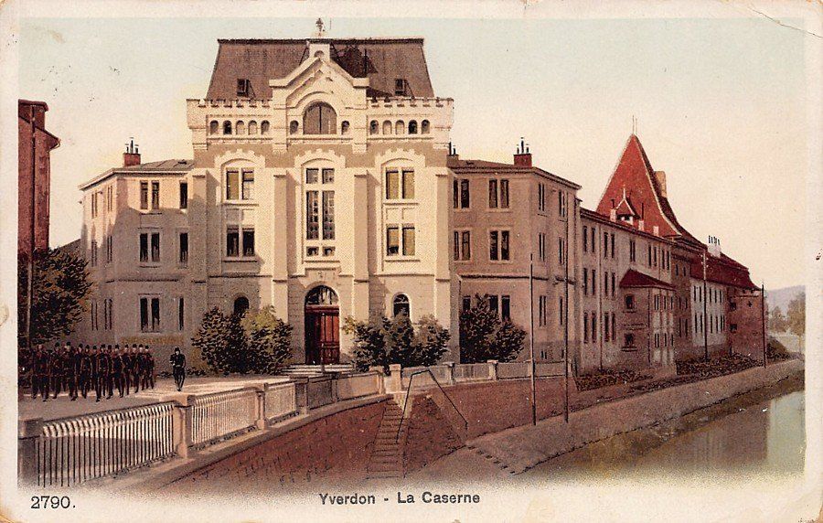 Cartoline postali: Yverdon, la Caserne, circulée 1922 – Usato da Frauenfeld venduto da POML