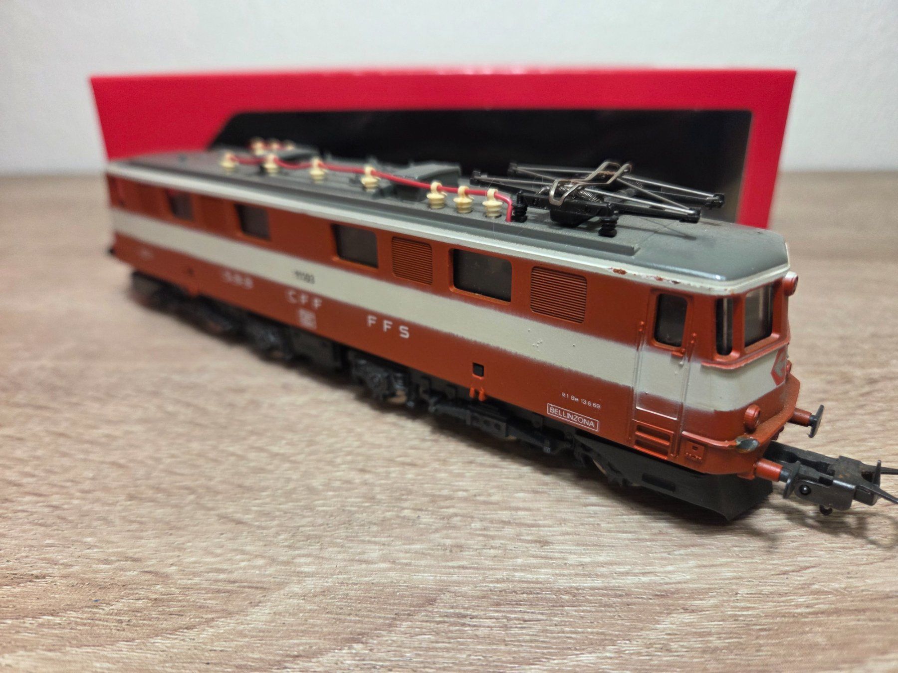 Lima Modelleisenbahnen: Lima 11103 E-Lok SBB H0 (1) – Gebraucht aus St-Aubin-Sauges von Lo_Go 3