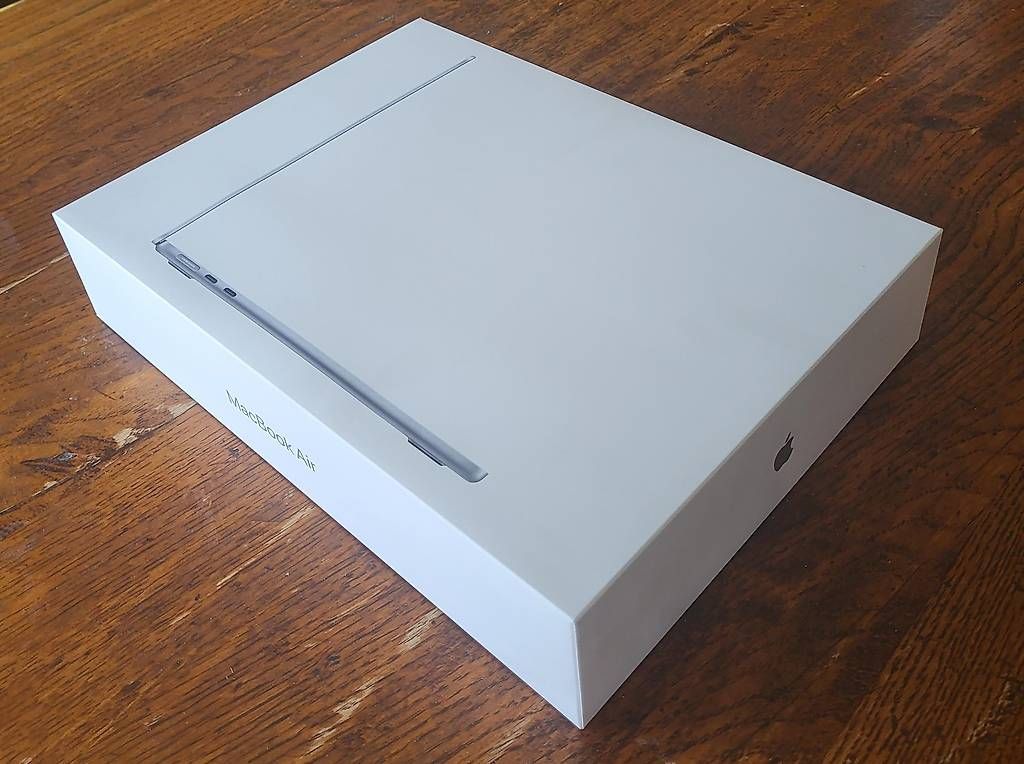 Portables: Macbook Air NEUF – Neuf avec emballage d'origine à Salvan par djaidi