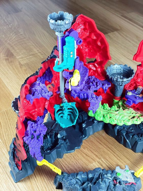 Mighty Max Skull Mountain 90s komplett Playset Kaufen auf Ricardo