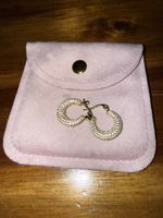 Luv Aj Pave Hoops