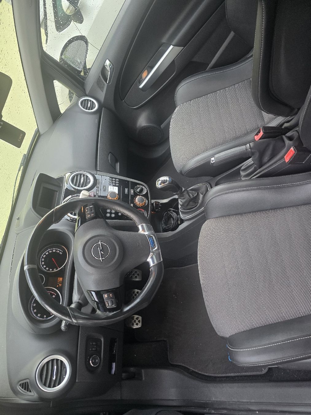 Opel Automobili: Opel Corsa opc 1.6 turbo 192ps – Usato da Sevelen venduto da gon_mg7l 6