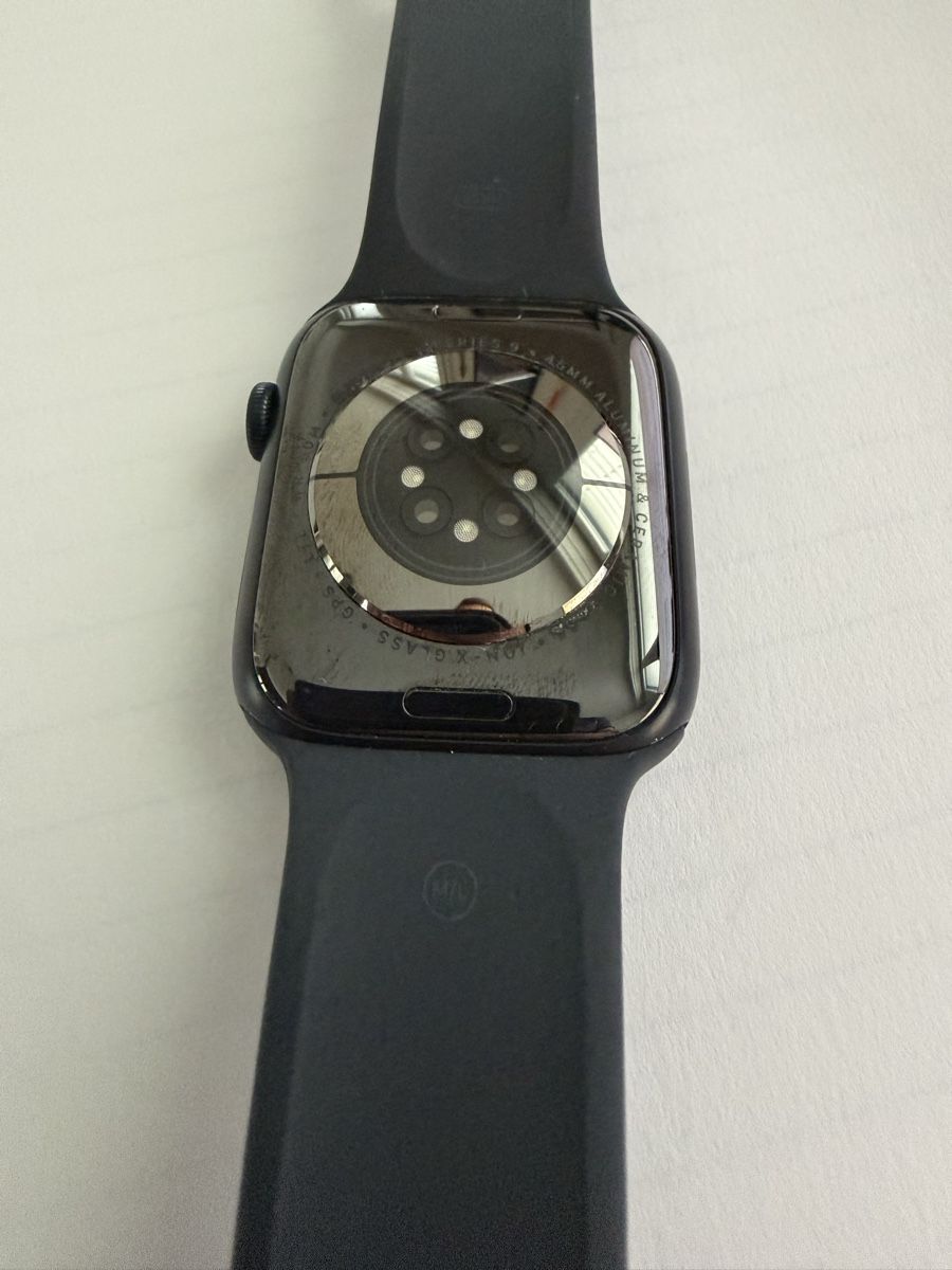 Apple Smartwatch: Apple Watch Series 9 45mm GPS + Cellular – Gebraucht aus Möhlin von confused 2
