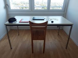 Arbeitstisch // Table de travail // Work Table