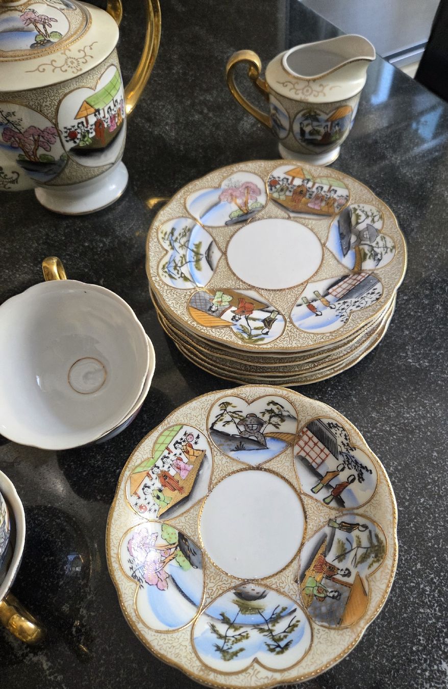 Set di piatti: Japanisches Teeset, Teesservice – Usato da Klingnau venduto da Groofty69 1