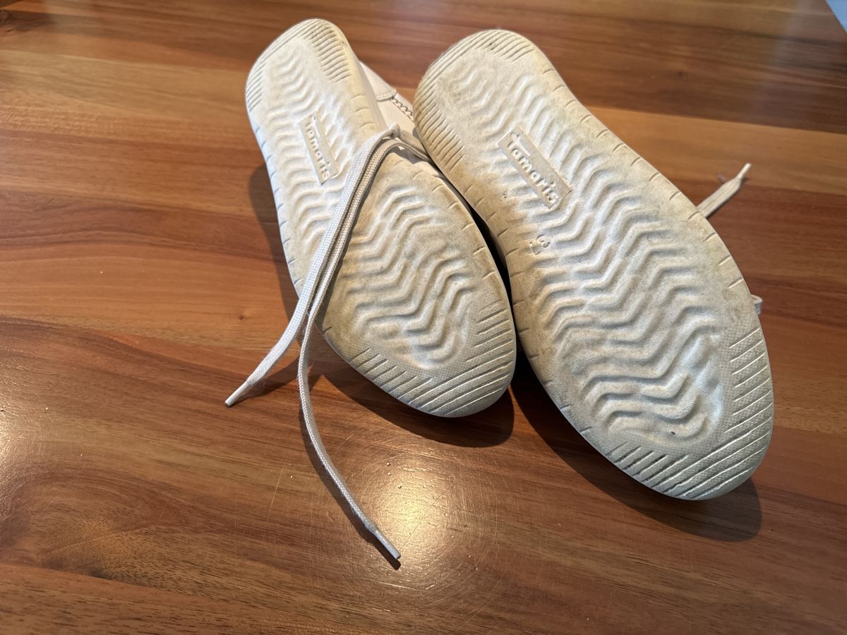 Tamaris Herrenschuhe: Turnschuhe Tamaris Grösse 37 – Gebraucht aus Wolhusen von Subi688 2