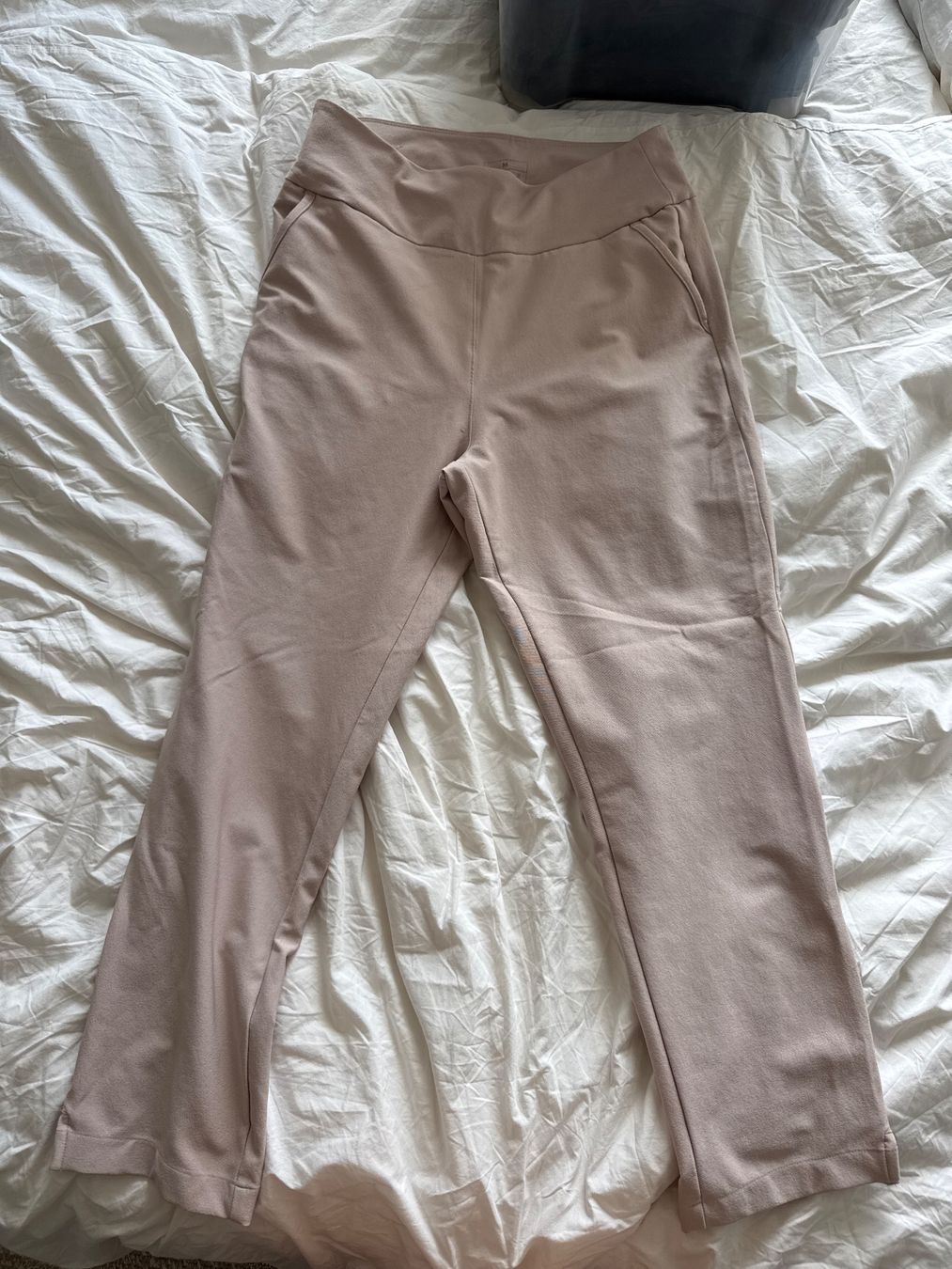 Adidas Hosen: ADIDAS GOLF Hose beige Grösse M – Gebraucht aus Zürich von maleaaa