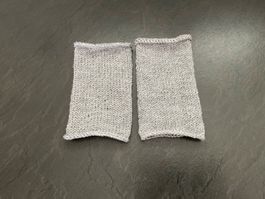 Handgestrickte Pulswärmer-Amedisli Beige mit Silberfäden