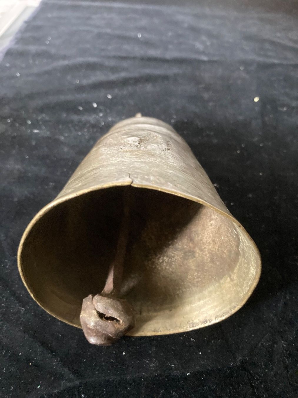 Glocken & Treicheln: Alte Persische Glocke aus Messing – Defekt aus Zürich von Chaeffeler 2
